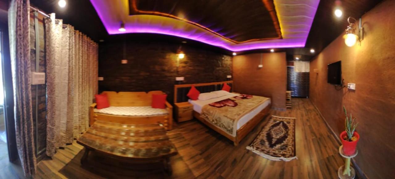 Nature Villaas Basa Homestay Pauri Eksteriør bilde