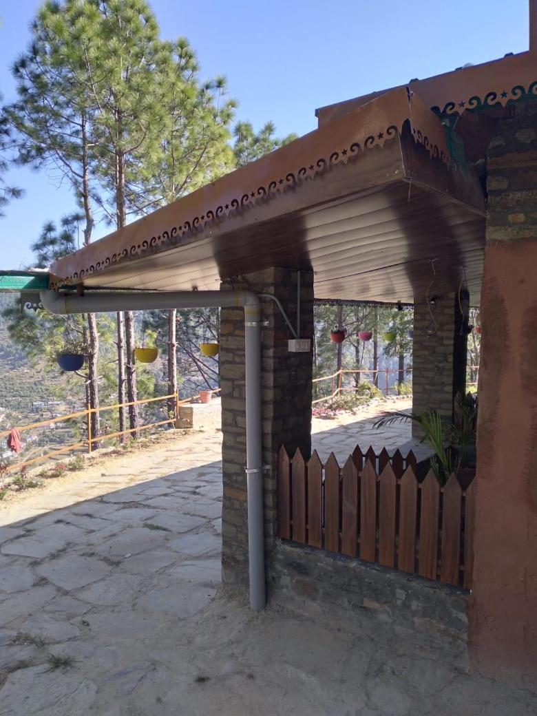 Nature Villaas Basa Homestay Pauri Eksteriør bilde